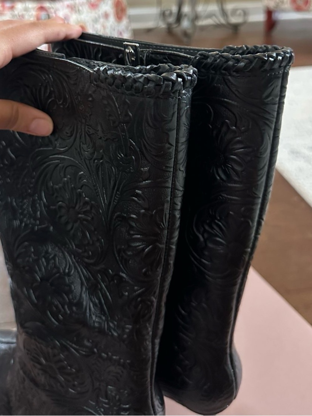 Franco Sarto Amari Floral Embossed Pointed
Toe Boot black size 8 New - Picture 6 of 16